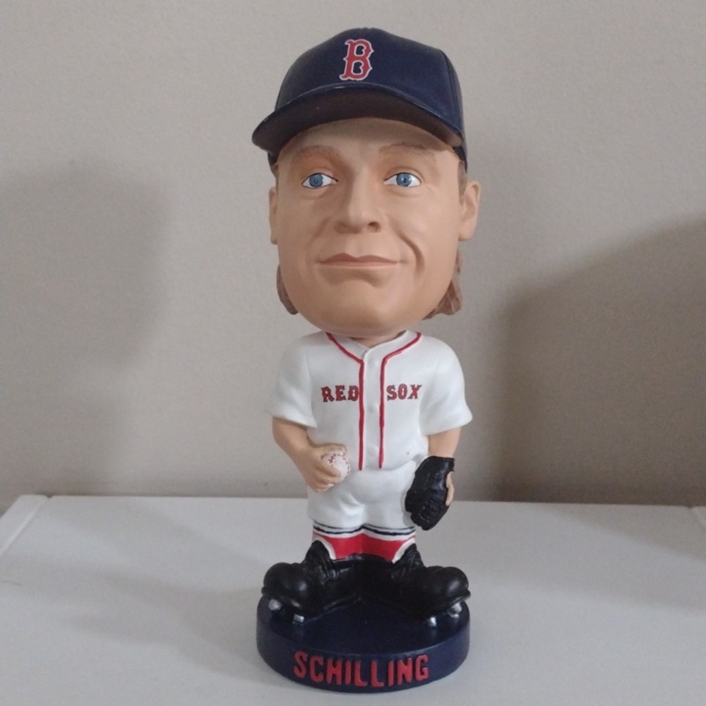 Curt  Schilling Boston Red Sox Knuckle Head Bobblehead with Original Box 2005